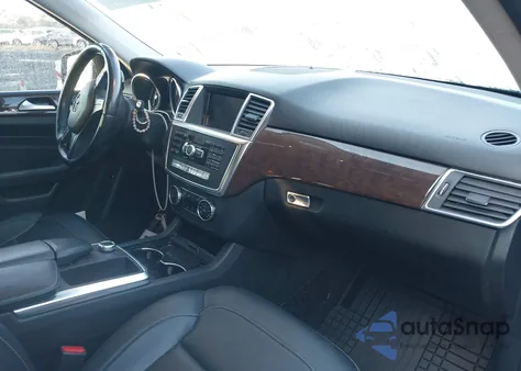 2013 Mercedes-Benz Ml 350 4Matic z USA, uszkodzony, nr VIN 4JGDA5HB3DA235246